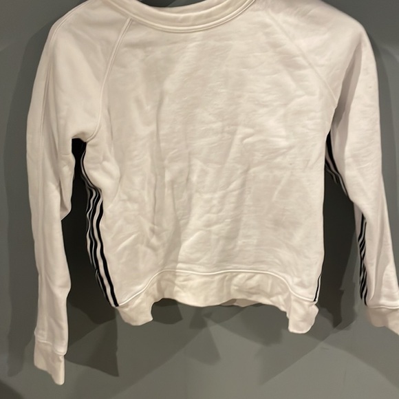 Athleta XS sweatshirt 🤍🖤🤍🖤 - Picture 1 of 6